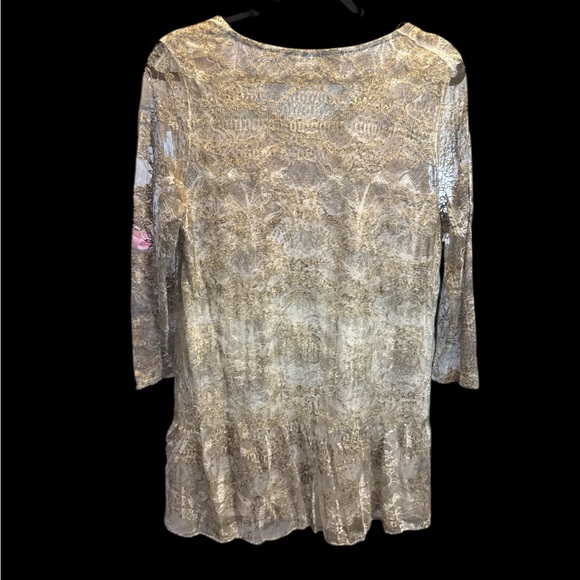 Lace Textured Scoop Neck Peplum Top - Taupe - Picture 3 of 7